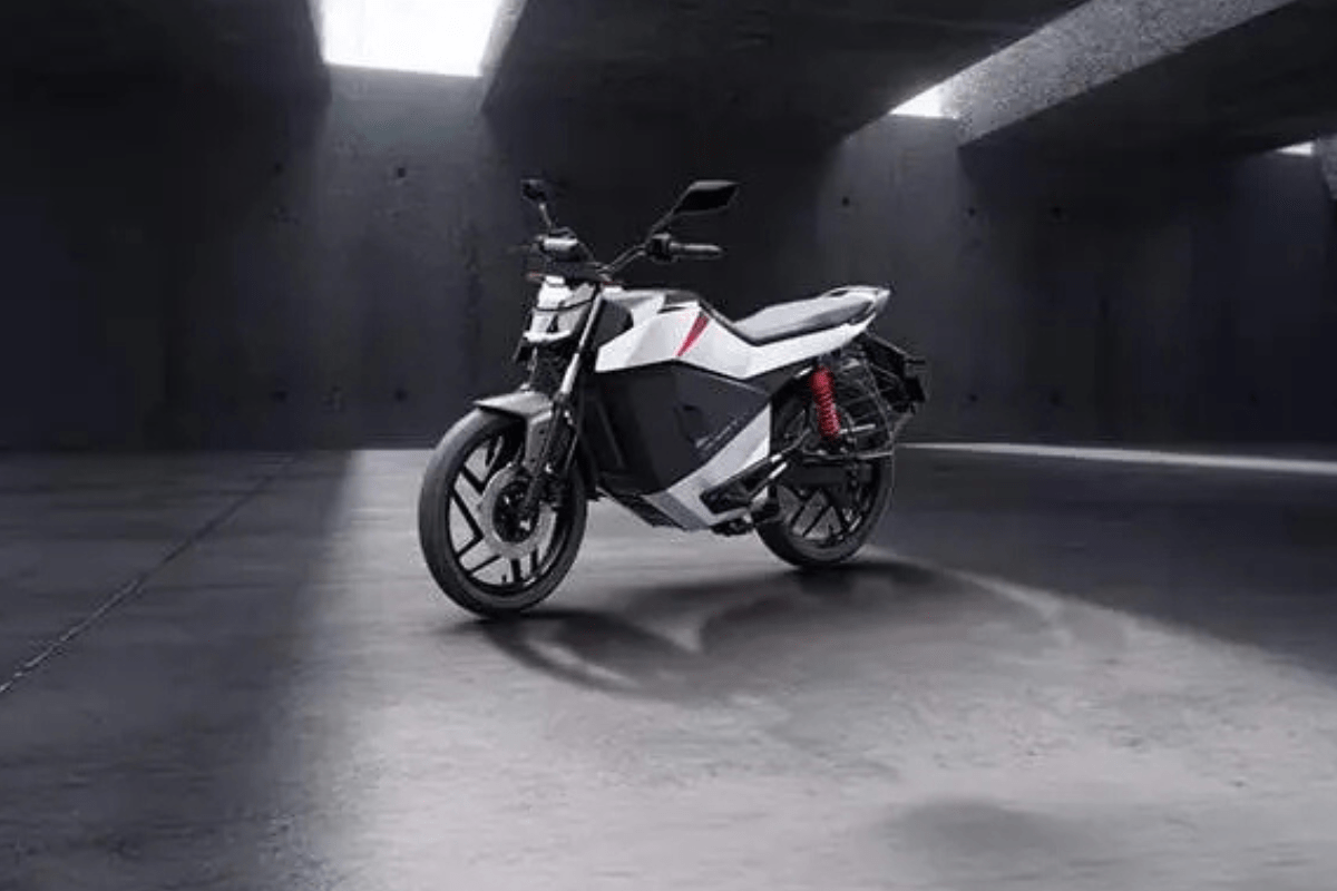 OLA ROADSTER X